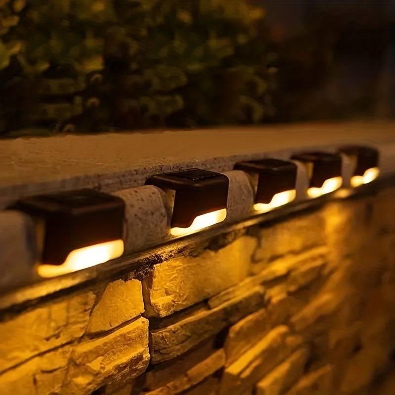 Bezprzewodowe Lampy Ścienne LED Solarne do Oświetlenia Ogrodowego i Zewnętrznego – Odporne na Warunki Atmosferyczne, Automatyczne Włączanie 1