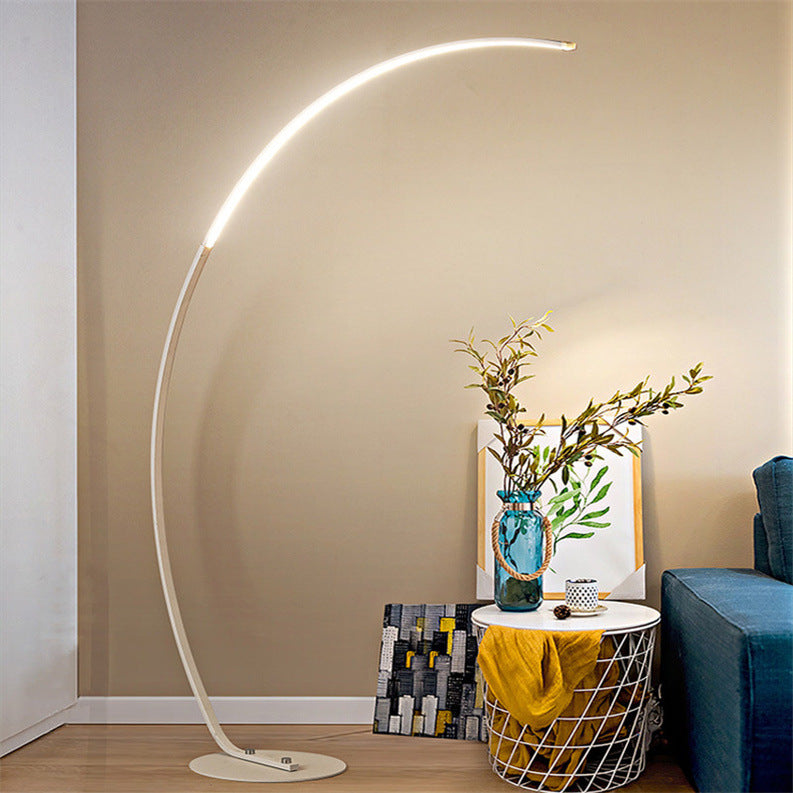 Czarna Lampa Podłogowa LED 170 cm z Minimalistycznym Designem - Energooszczędna Lampa Stojąca do Nowoczesnych Wnętrz 3