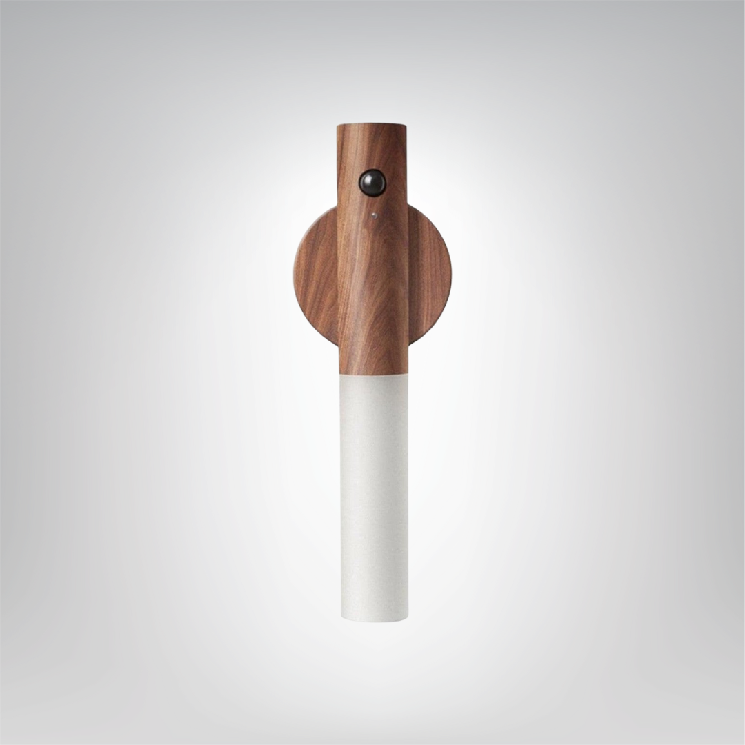 Elegancka Lampa Nocna LED z Czujnikiem Ruchu – Ciepłe Światło, Drewniana Obudowa, Idealna do Sypialni i Korytarza 1