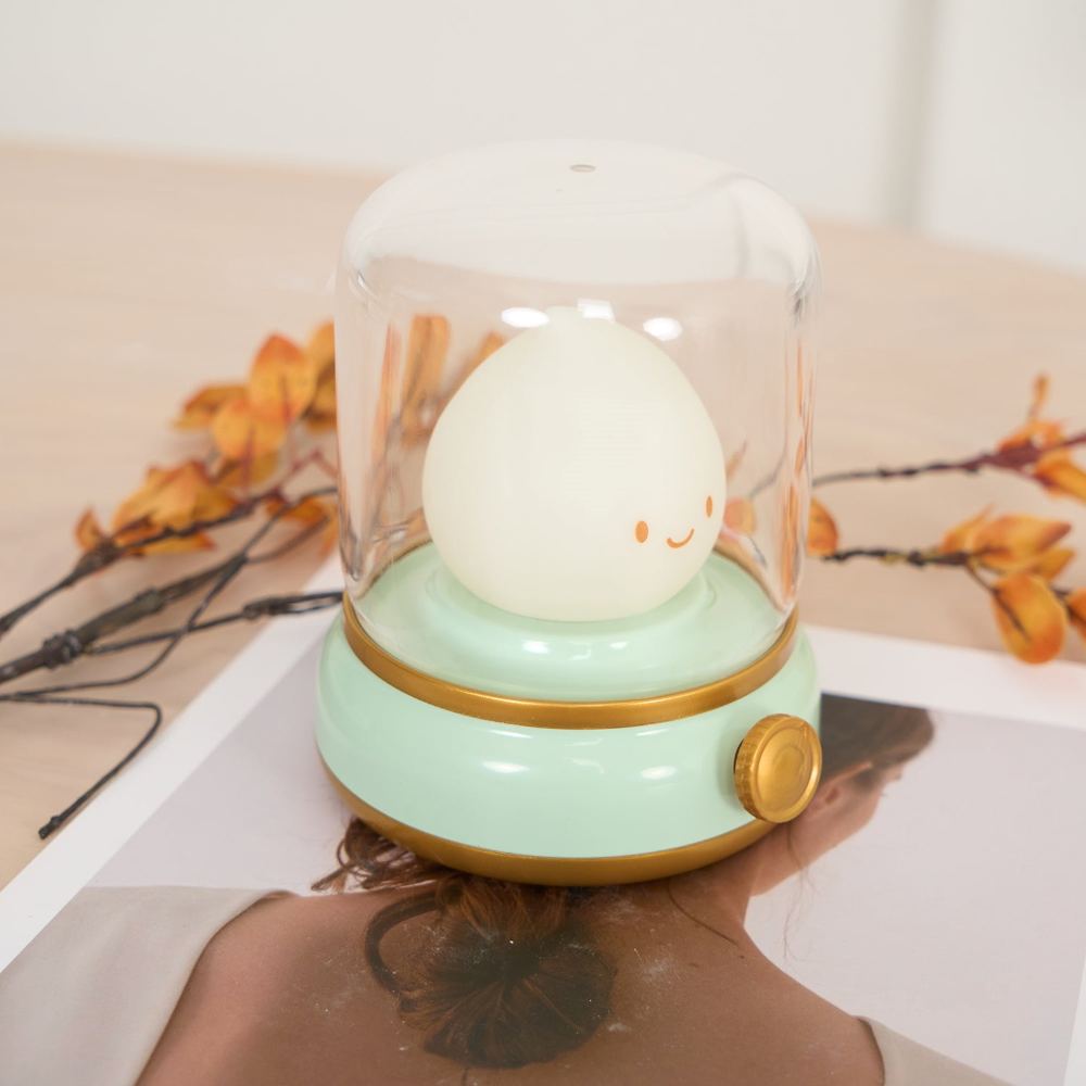 Kompaktowa Lampka Nocna LED z Efektem Płomienia – Regulowana Jasność, Styl Vintage do Sypialni i Salonów 3