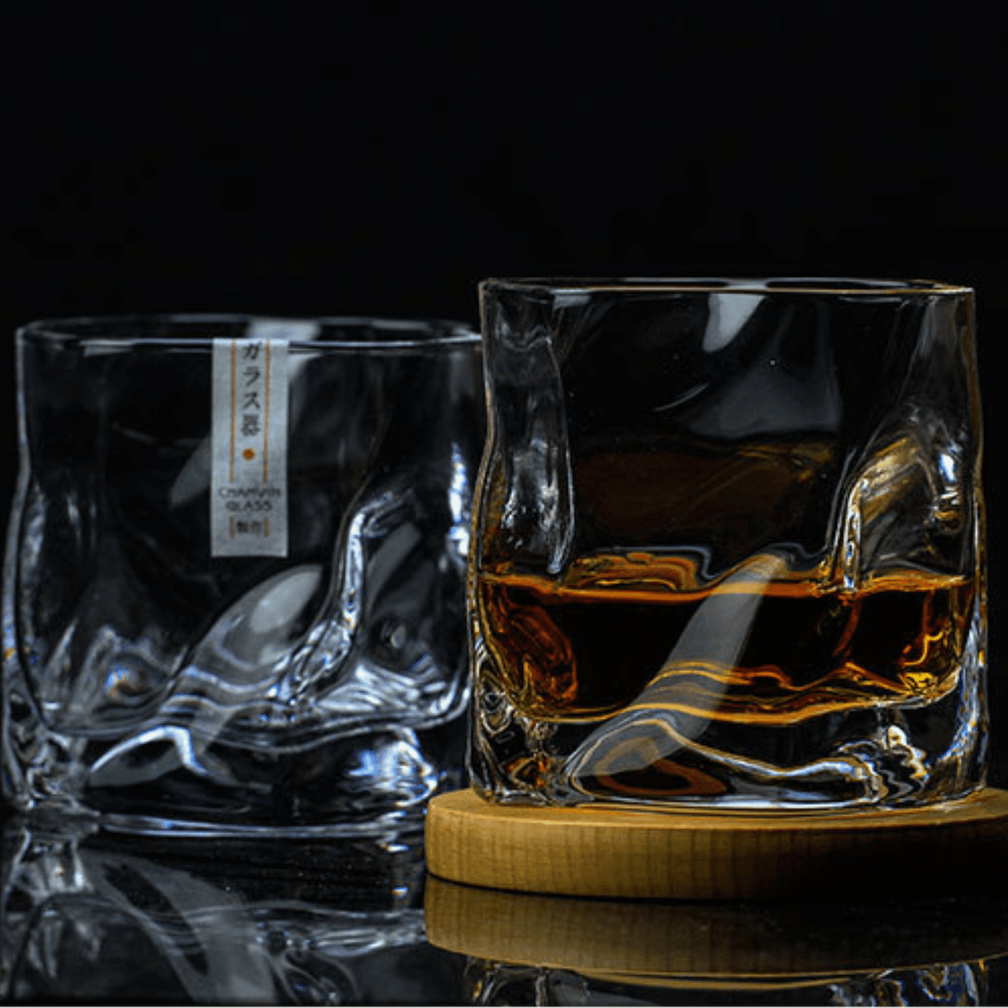 Kryształowa Szklanka do Whisky Edo Kiriko z Unikalnym Wzorem Crumple w Drewnianym Pudełku 1