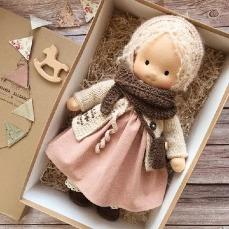Lalka Waldorfska z Bawełny PP, Ręcznie Szyta z Kawaii Detalami, Idealna do Przytulania - 11 cm x 32 cm 21