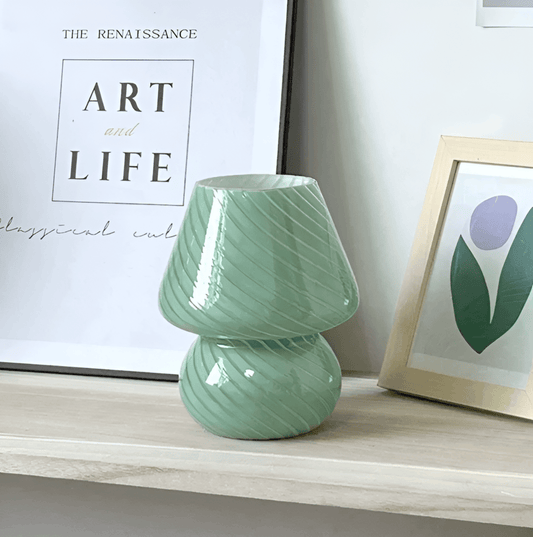 Lampa Biurkowa Vintage z Ręcznie Wytwarzanego Szkła, 3 Temperatury Barwowe, Kompaktowa, z Portem USB – Striped Glow 1