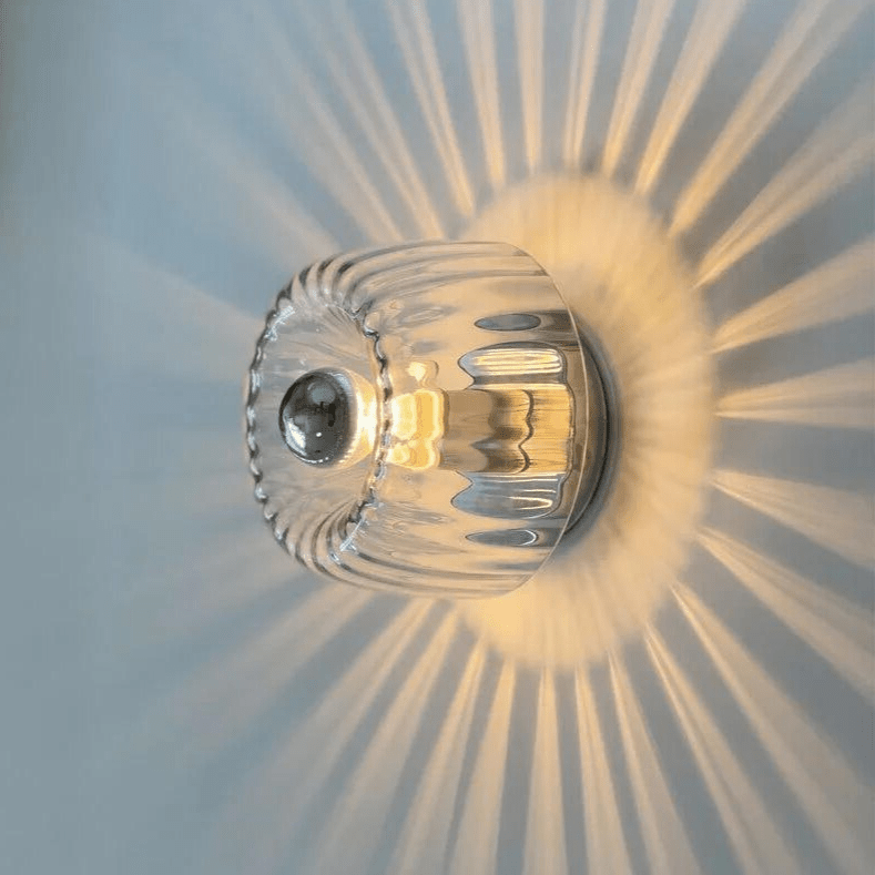 Lampa Ścienna Bauhaus w Stylu Skandynawskim, Szklana Kinkiet Ścienny do Nowoczesnych Wnętrz, Metal i Szkło, E14, Ø16cm 0
