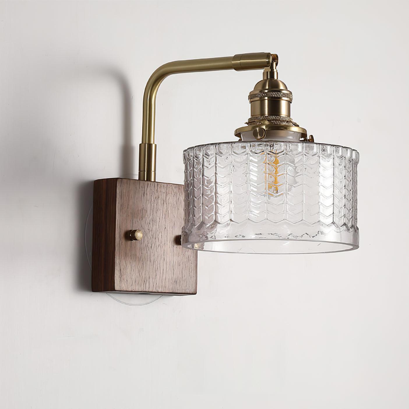 Lampa Ścienna Kinkiet z Drewnianą Podstawą i Szklanym Kloszem – Zielony Motyw, 24 cm x 20 cm 2