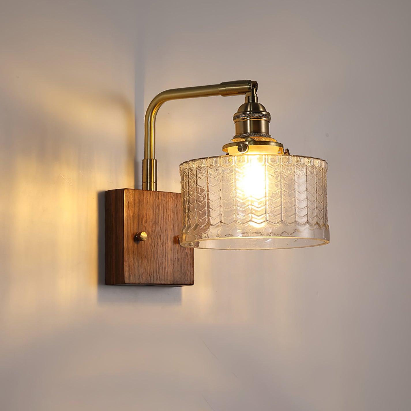 Lampa Ścienna Kinkiet z Drewnianą Podstawą i Szklanym Kloszem – Zielony Motyw, 24 cm x 20 cm 3