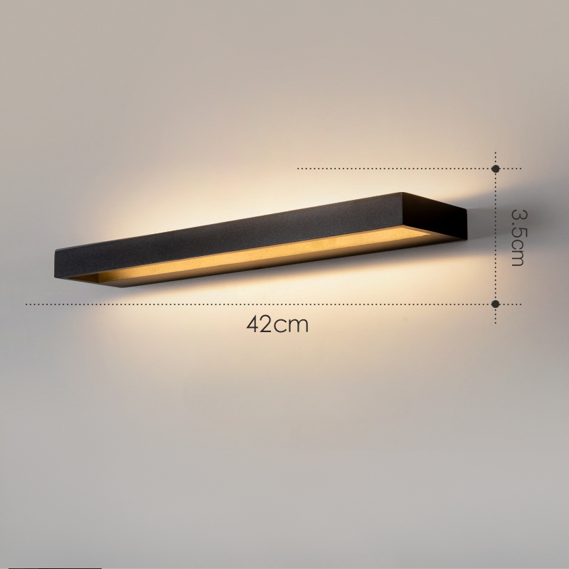 Lampa Ścienna LED Luna z Regulacją Jasności – Nowoczesny Kinkiet Ścienny w Czarnym Kolorze 1