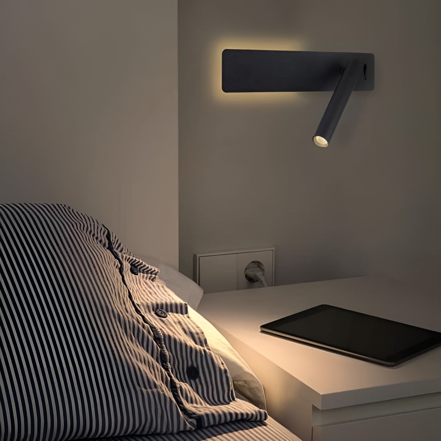 Lampa Ścienna LED Nordic Czarna z Przełącznikiem – Nowoczesny Kinkiet Ścienny do Czytania 1