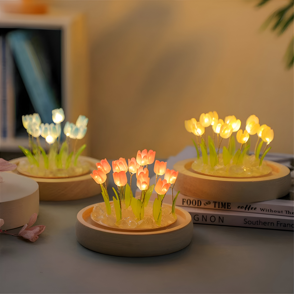 Lampa Stołowa LED Tulipanowa Szklana z Drewnianą Podstawą – Bezprzewodowa Lampa na Baterie do Salonów 4