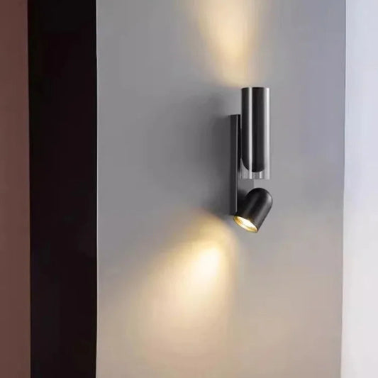 Lampka nocna LED – Nowoczesny kinkiet metalowy do sypialni, oświetlenie góra-dół, przytulna atmosfera 1