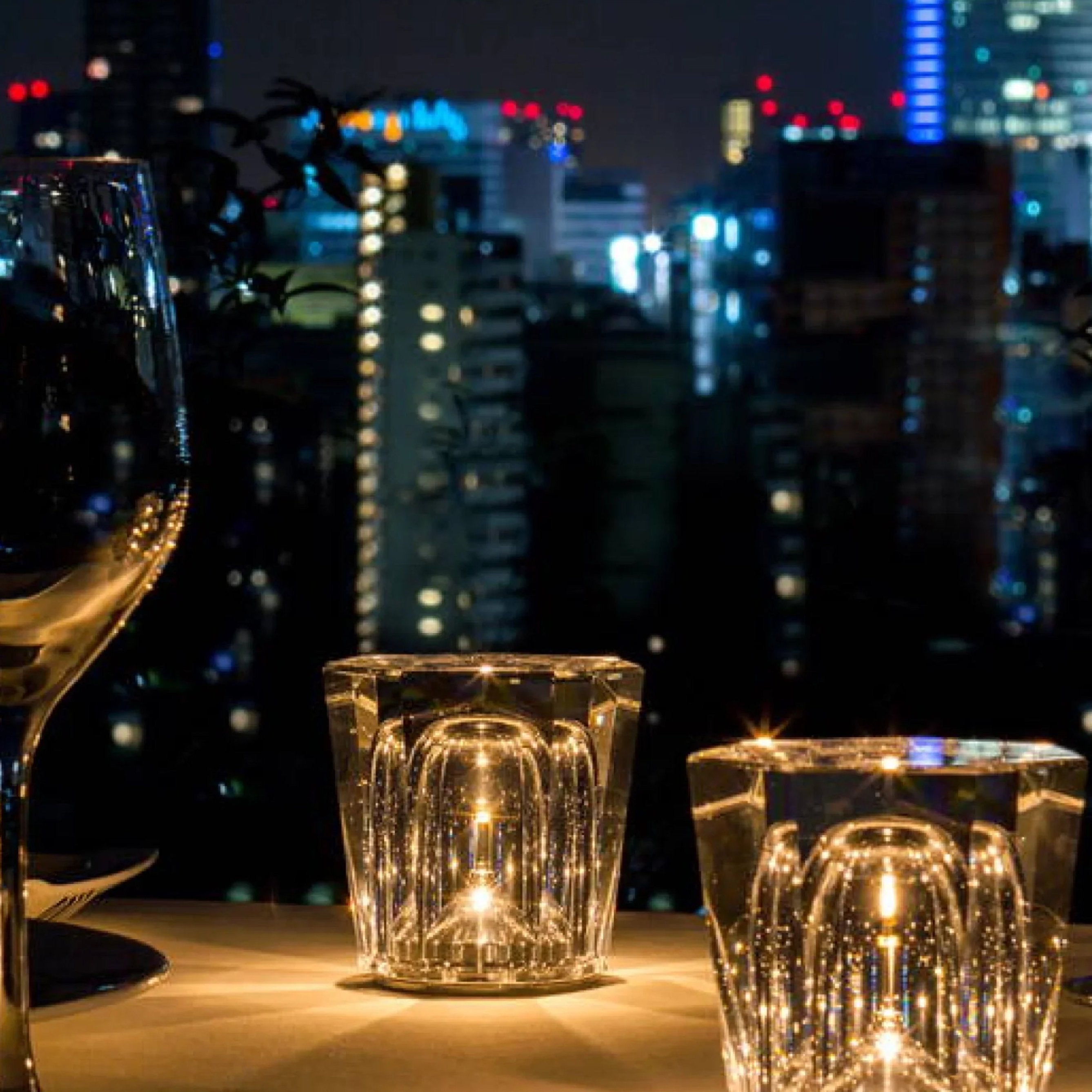 Luksusowa Lampka Stołowa LED Bezprzewodowa z Kryształowym Designem – Elegancka Lampa Stołowa Szklana do Wnętrz 3