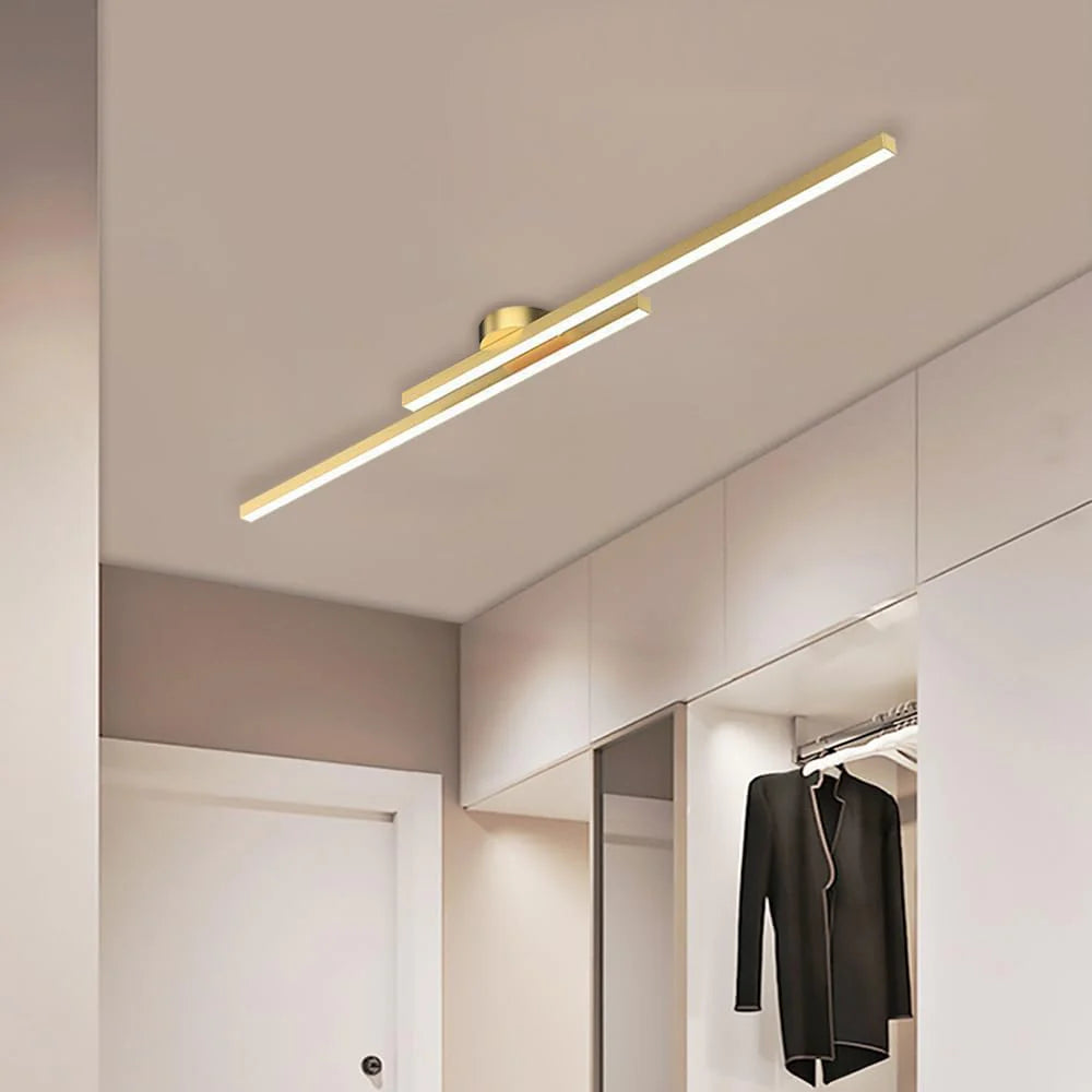 Lampa sufitowa LED biała w nowoczesnym biurze