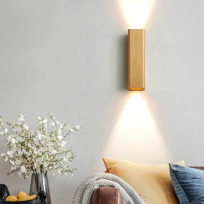 Nowoczesna Lampa Ścienna LED Kinkiet Do Sypialni i Korytarza – Eleganckie Oświetlenie z Aluminium i Akrylu, Ciepłe i Chłodne Światło 4
