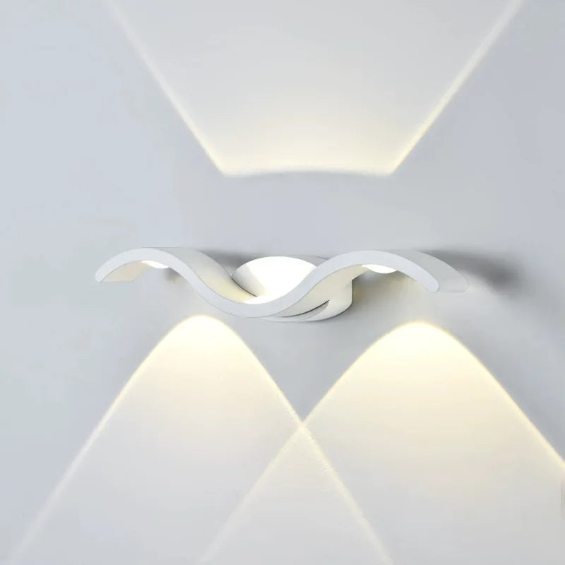 Nowoczesna Lampa Ścienna LED Luminova, Kinkiet Ścienny do Salonów i Sypialni, Energooszczędna, Ciepłe Światło 4