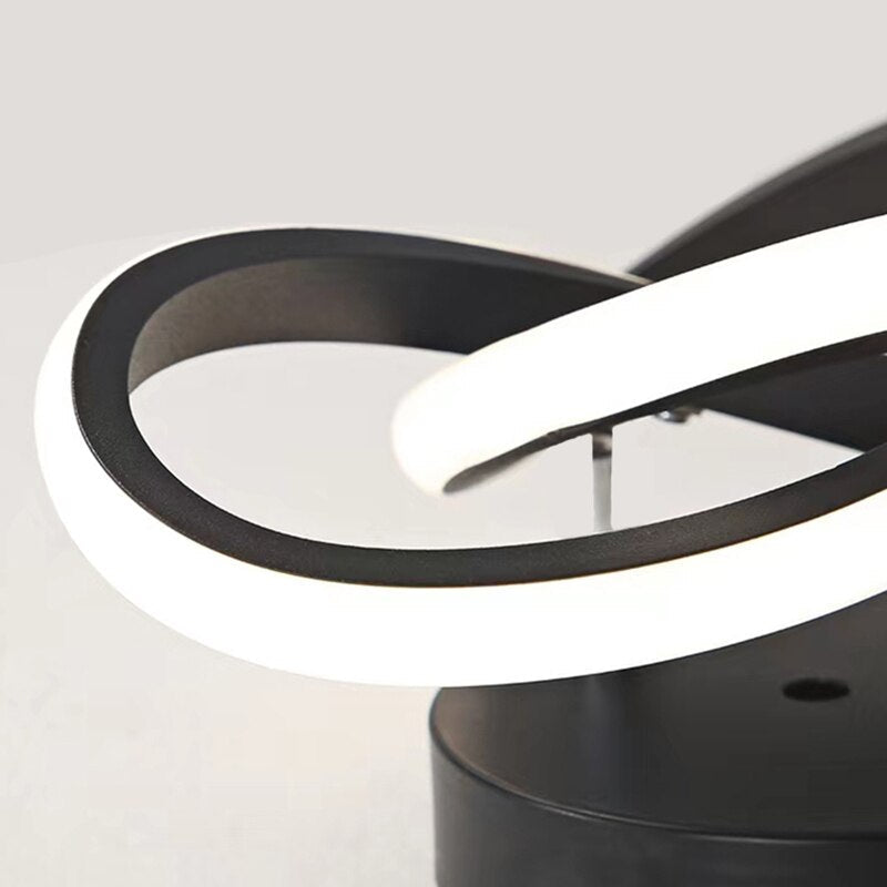 Nowoczesna Lampa Sufitowa LED z Regulacją Jasności – Idealna do Salonu i Sypialni, Trzy Pierścienie, Aluminium 3