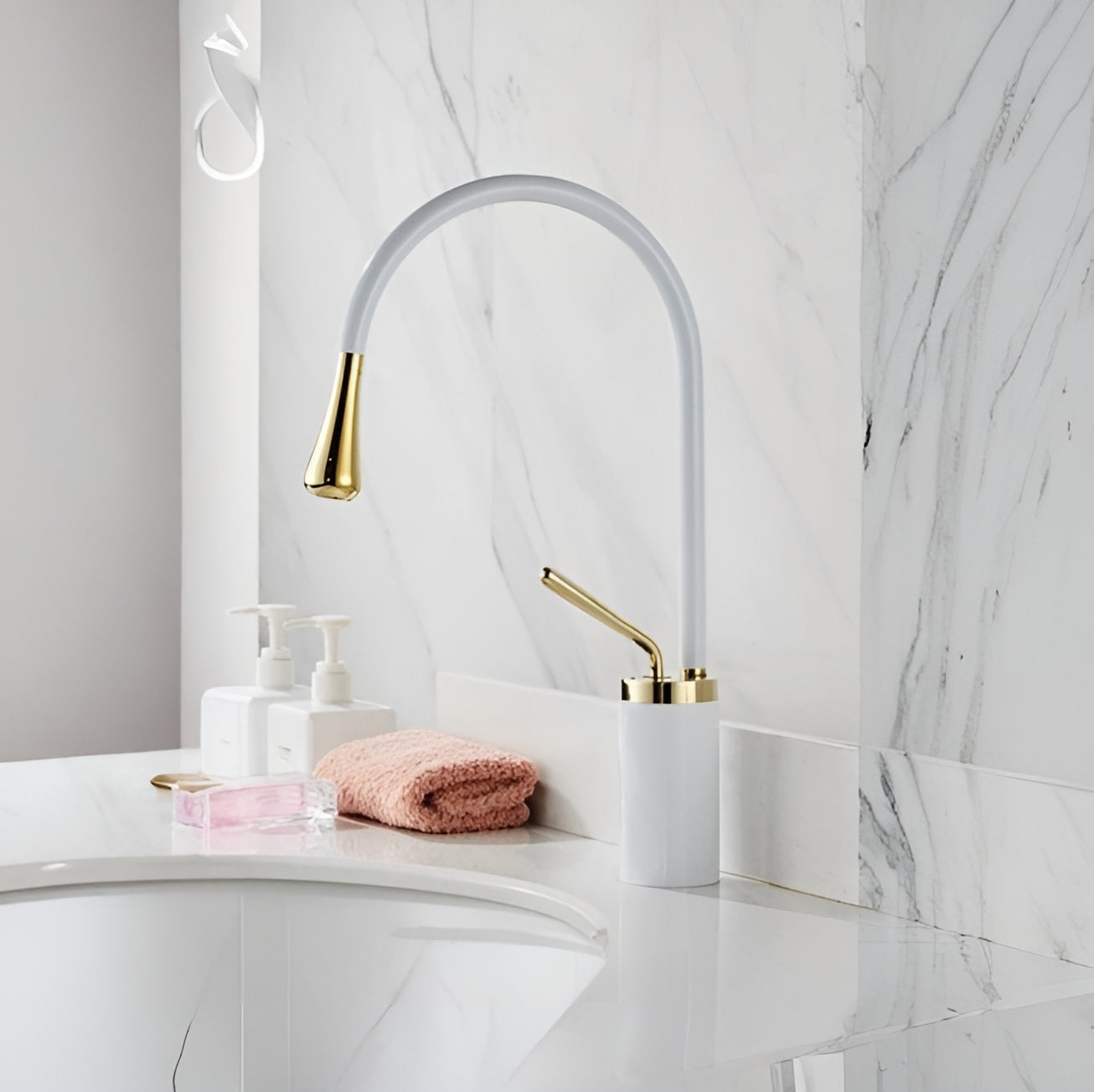 Obrotowy metalowy kran – elegancki design do kuchni i łazienki z obrotem 360° zapewniającym optymalną swobodę ruchu 10