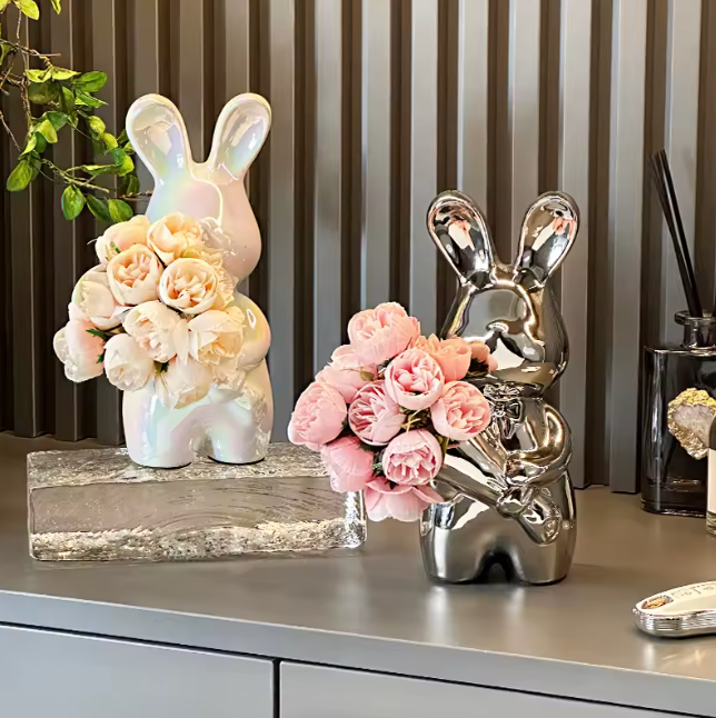 Wazon Ceramiczny Bunny Bloom – Ręcznie Wykonany, Minimalistyczny Design do Dekoracji Wnętrz 2