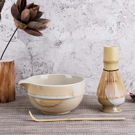 Zestaw do herbaty Matcha 4-częściowy z bambusowym trzepaczem i ceramiczną miseczką – idealny zestaw herbat na prezent 0