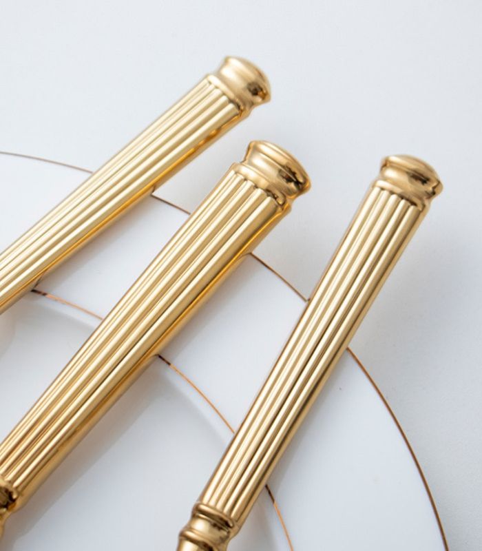 Złoty Zestaw Sztućców 16 Sztuk z Stali Nierdzewnej 18/10 – Elegancki Komplet Sztućców do Stołu, Mycie w Zmywarce 5