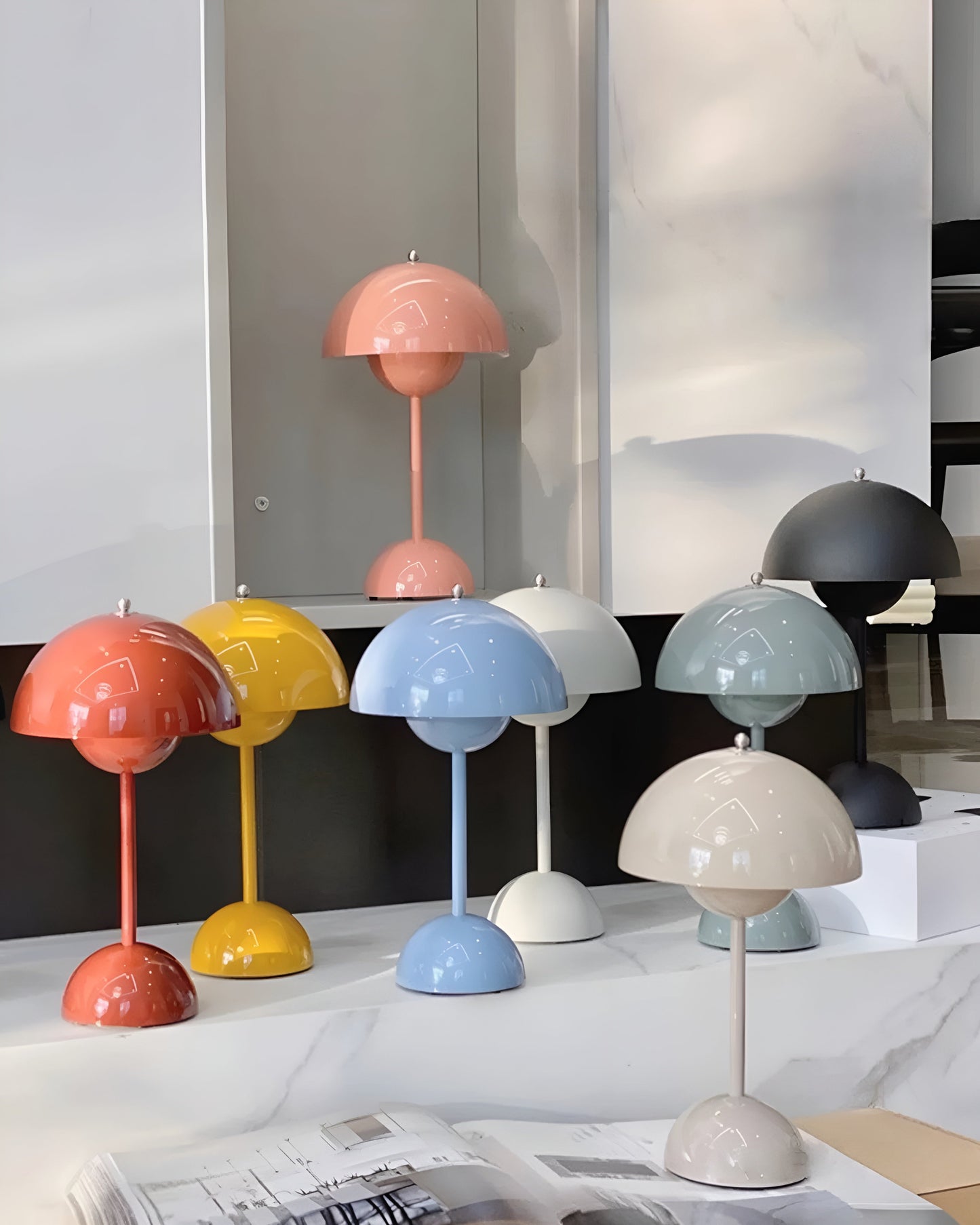 Lampa Stołowa LED Czarna z Regulacją Jasności – Skandynawska Lampka do Salonu i Sypialni