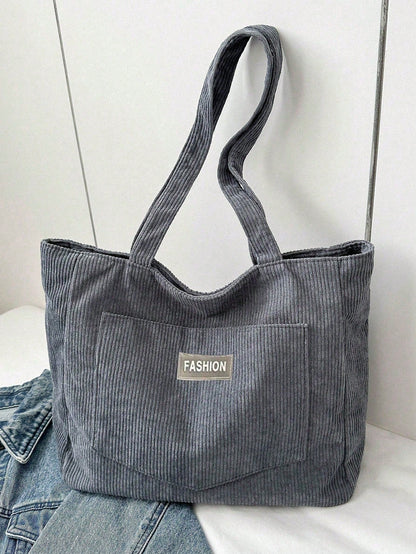 Biała sztruksowa torba shopper – codzienne użytkowanie