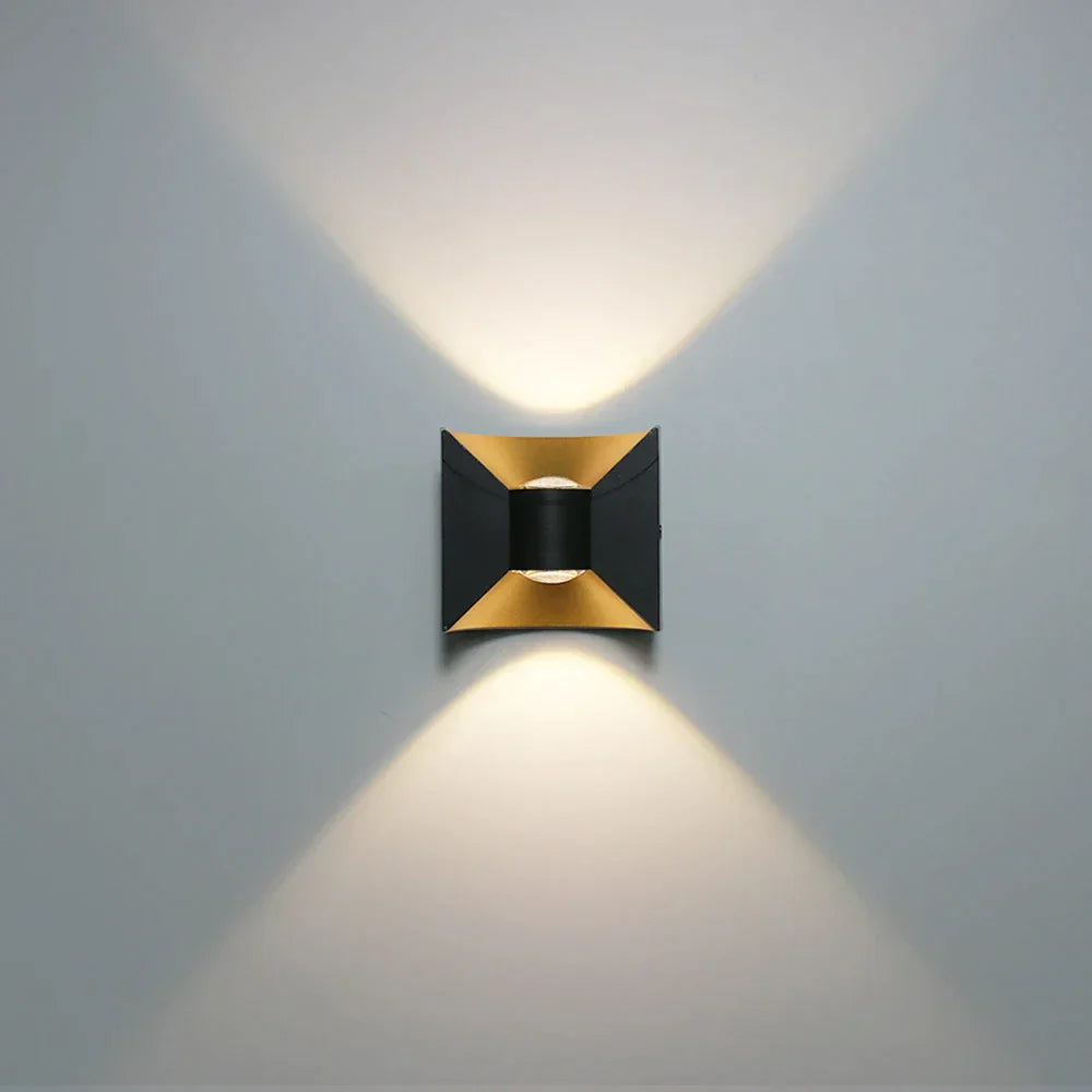 Wodoodporna lampa ścienna LED do użytku na zewnątrz