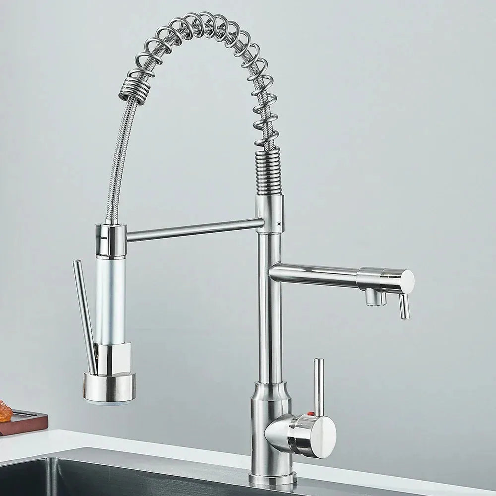 Bateria HydroSpout – elastyczna podwójna wylewka ze stali nierdzewnej do efektywnego użytkowania w kuchni z możliwością obrotu o 360° 5