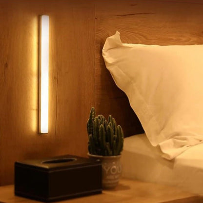 Bezprzewodowa Lampa LED z Czujnikiem Ruchu – Nowoczesne Oświetlenie do Wnętrz, Łatwy Montaż, Energooszczędna, Biała 3