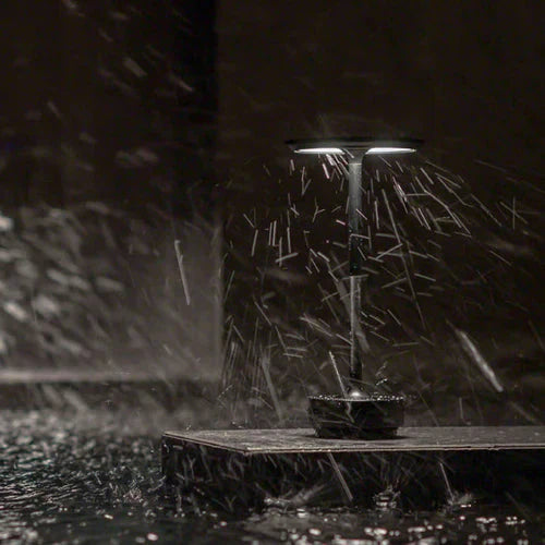 Bezprzewodowa Lampa Stołowa LED w Złotym Kolorze z Regulacją Jasności – Idealna do Salonu i Biura 10