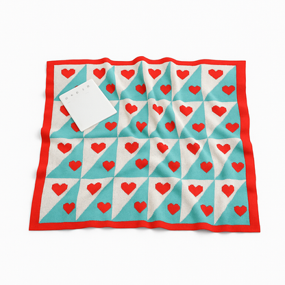 Ciepły Koc Fleece z Wzorem Serc 130x150 cm – Miękka Narzuta z Poliesteru i Bawełny do Użytku Całorocznego