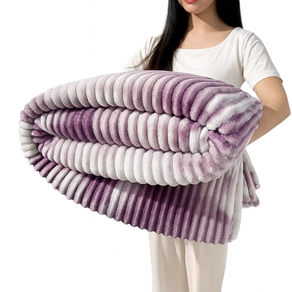 Ciepły Koc z Flaneli w Paski, Miękki Narzut na Sofę, Idealny do Drzemki, 150x200 cm