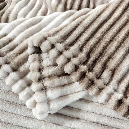 Ciepły Koc z Flaneli w Paski, Miękki Narzut na Sofę, Idealny do Drzemki, 150x200 cm 2