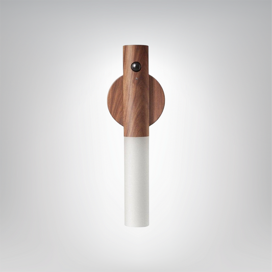 Elegancka Lampa Nocna LED z Czujnikiem Ruchu – Ciepłe Światło, Drewniana Obudowa, Idealna do Sypialni i Korytarza 1