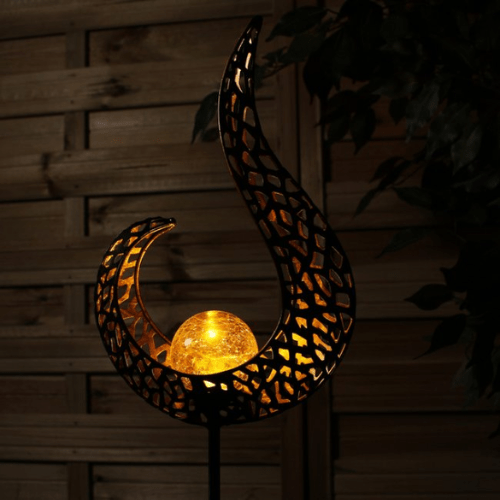 Lampa solarna do ogrodu świecąca w nocy – ciepła poświata LED