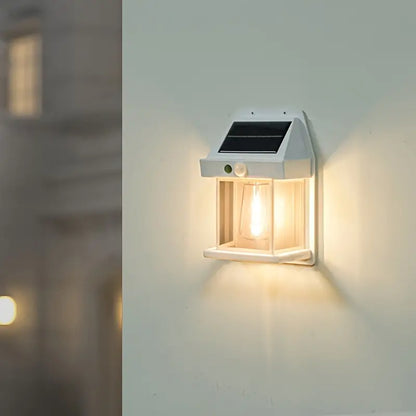 Lampa ogrodowa LED zasilana słonecznie – widok z boku