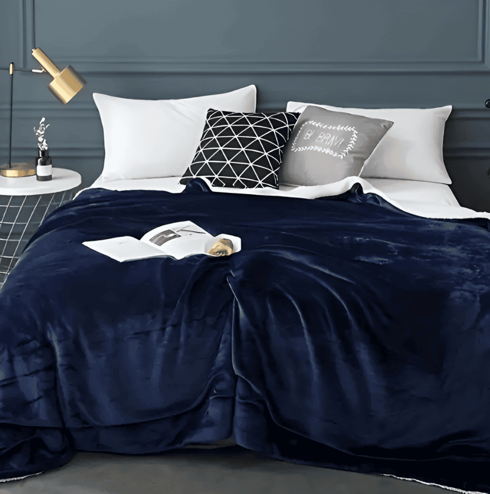 Gruby Ciepły Koc Fleece, Dwustronny Flanelowy Koc Sherpa, Idealny na Zimowe Wieczory, 70x100cm - Granatowy 1