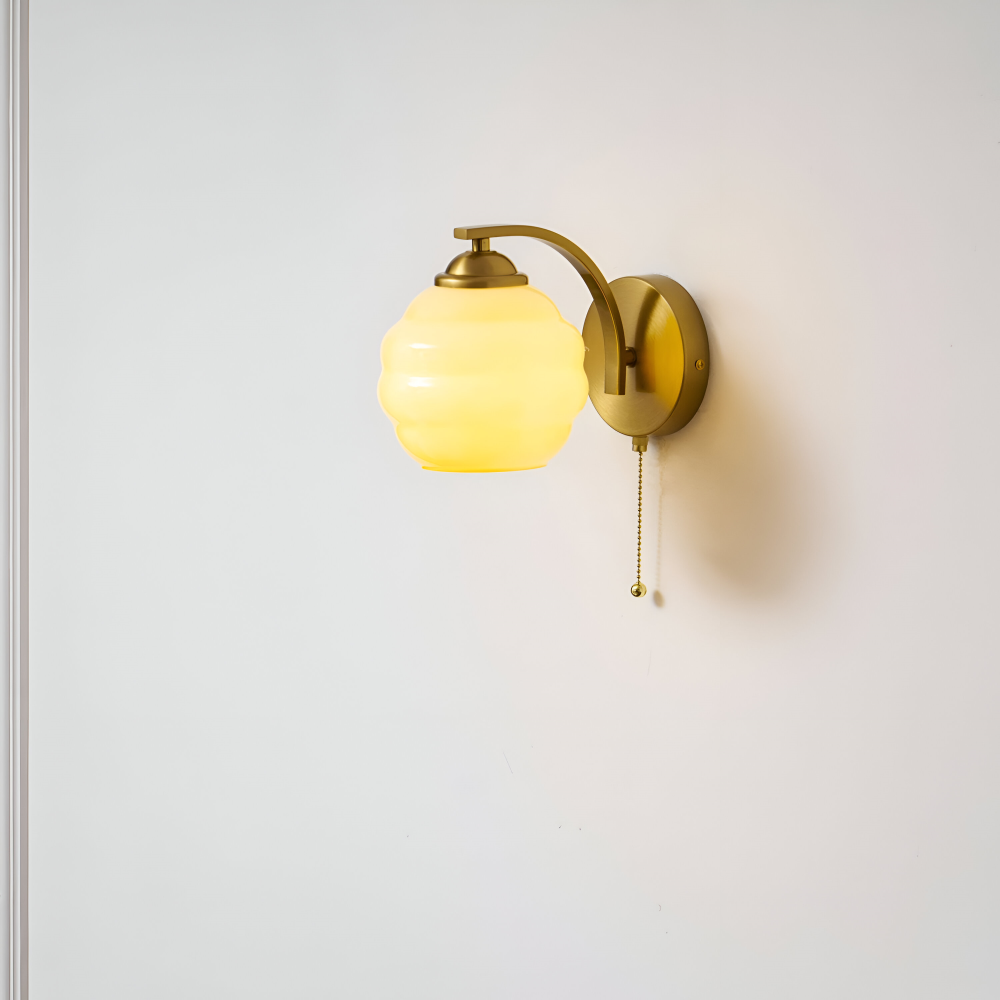 Kinkiet Ścienny Art Deco z Mlecznobiałą Kulą Ø 15 cm – Elegancki Kinkiet do Sypialni i Salonu 6