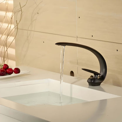 Kran kuchenny i łazienkowy z mosiądzu – Minimalistyczny design z podwójną kontrolą temperatury, łatwy w instalacji i funkcjonalny 3