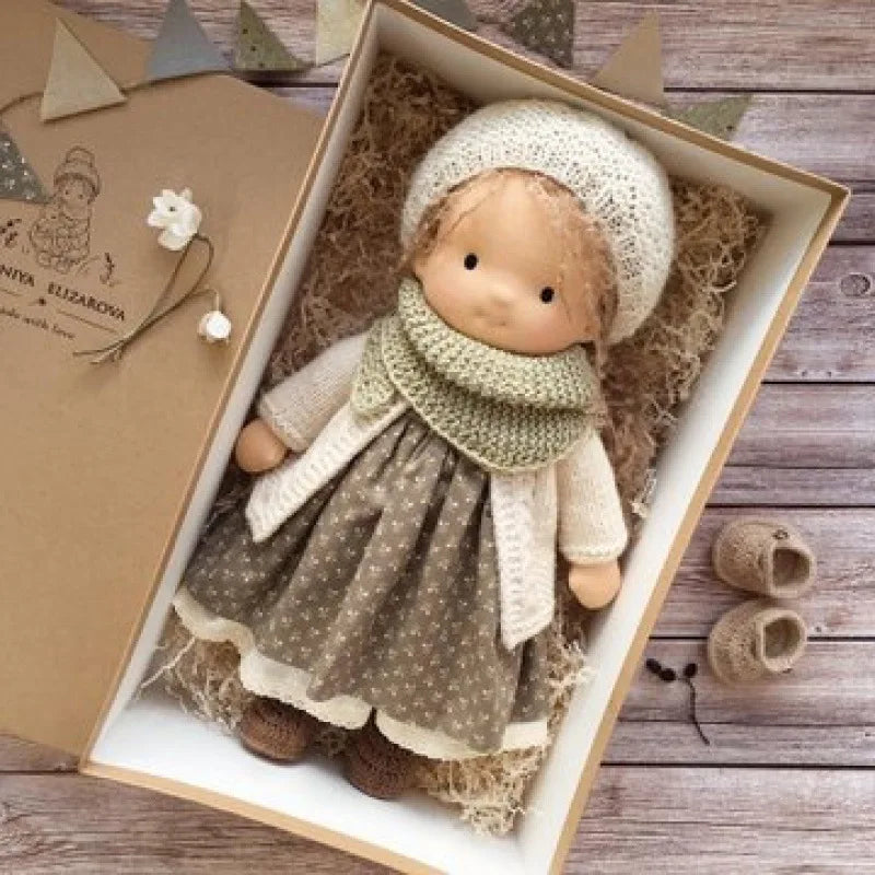 Lalka Waldorfska z Bawełny PP, Ręcznie Szyta z Kawaii Detalami, Idealna do Przytulania - 11 cm x 32 cm 11