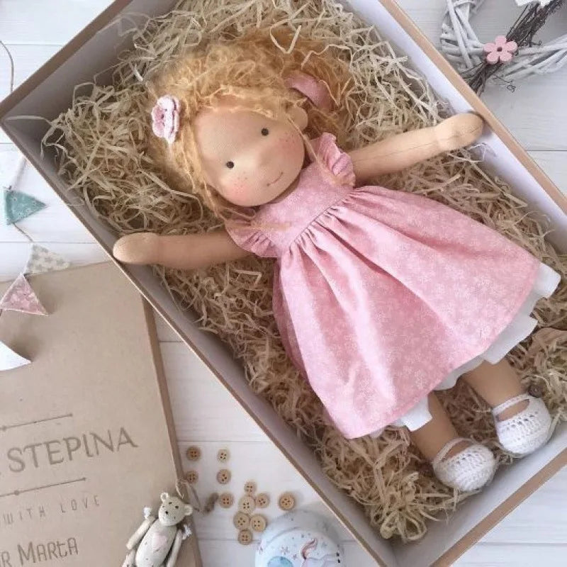 Lalka Waldorfska z Bawełny PP, Ręcznie Szyta z Kawaii Detalami, Idealna do Przytulania - 11 cm x 32 cm 15