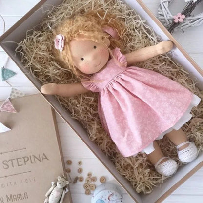 Lalka Waldorfska z Bawełny PP, Ręcznie Szyta z Kawaii Detalami, Idealna do Przytulania - 11 cm x 32 cm 15