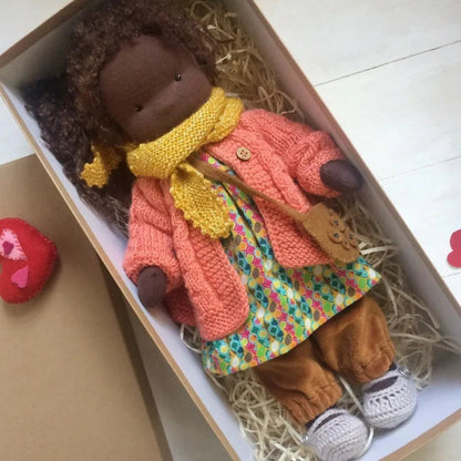 Lalka Waldorfska z Bawełny PP, Ręcznie Szyta z Kawaii Detalami, Idealna do Przytulania - 11 cm x 32 cm 28