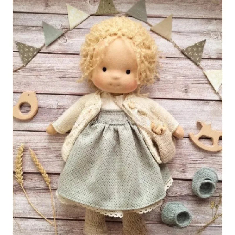 Lalka Waldorfska z Bawełny PP, Ręcznie Szyta z Kawaii Detalami, Idealna do Przytulania - 11 cm x 32 cm 9