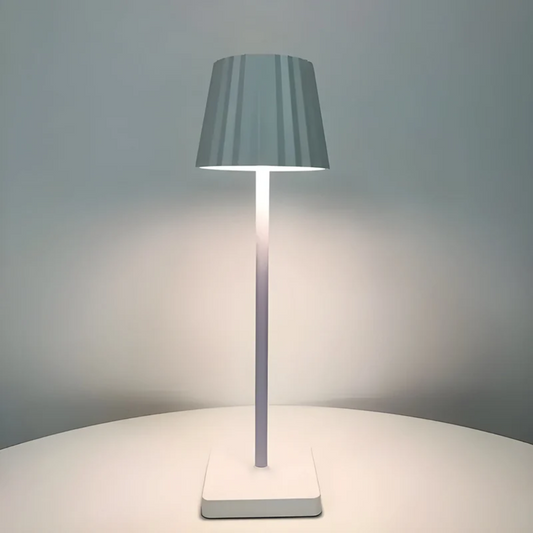 Lampa Stołowa Bezprzewodowa LED z Dotykowym Ściemniaczem – Aluminiowa Lampka Nocna do Salonów i Ogrodów 3