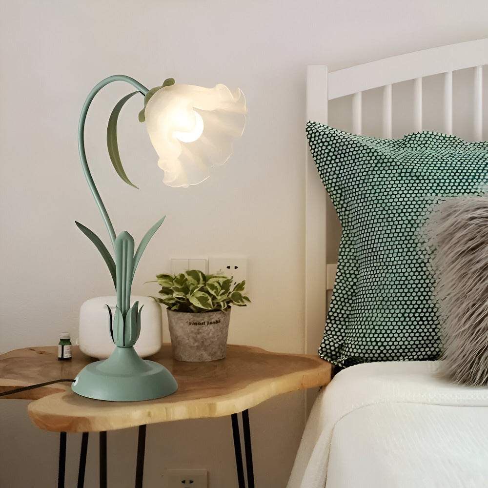 Lampa Stołowa LED w Stylu Francuskim z Kwiatowym Wzorem – Elegancka Lampka do Sypialni i Salonu, 30x50cm 0