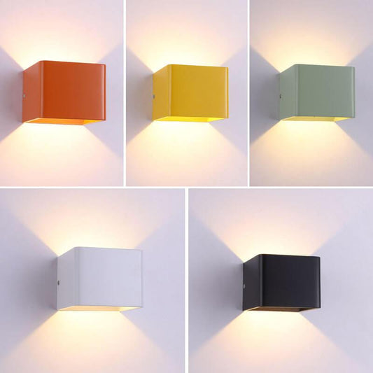 Lampa ścienna LED z aluminium – Nowoczesny kinkiet ścienny do salonu i sypialni, wielokolorowe oświetlenie, łatwy montaż 1