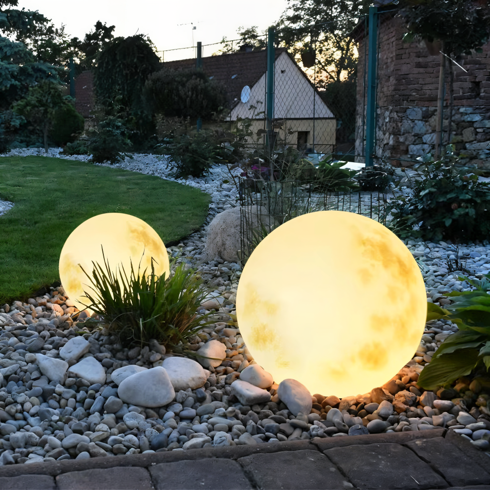 Lampa solarna LunaSol Garden – magiczny księżycowy design do oświetlenia zewnętrznego [lampy solarne ogrodowe] 5
