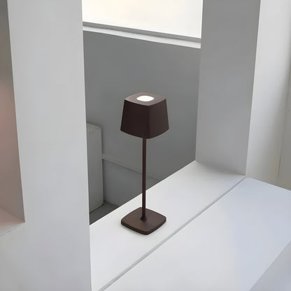 Lampa stołowa bezprzewodowa LED – Elegancka i przenośna lampka nocna idealna do salonu i ogrodu, wodoodporna konstrukcja