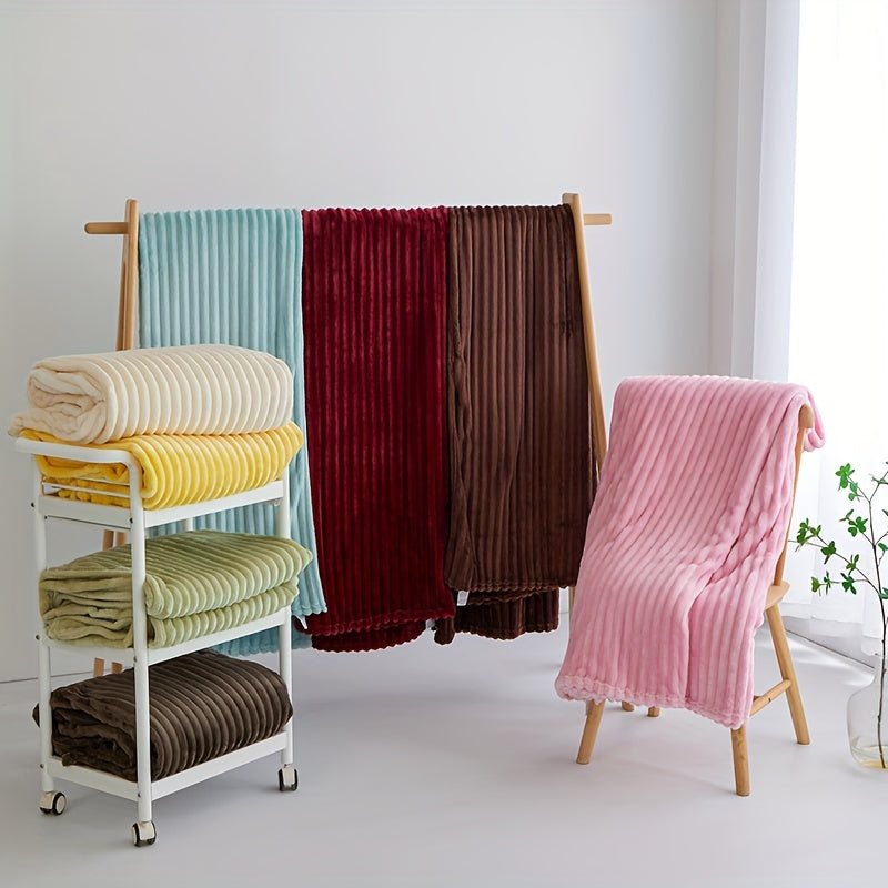 Lofa Miękki Koc Polarowy – Ciepło i Komfort na Zimowe Wieczory 2