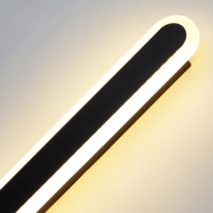Lampa ścienna LED – ciepła biel na fasadzie budynku